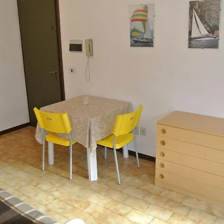 Cozy Flat With Pool Just 50m From The Διαμέρισμα Λινιάνο Σαμπιαντόρο